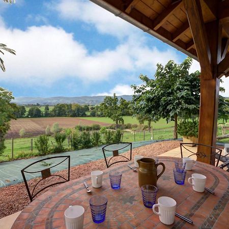 Gite Cosy Avec Poele, Terrasse Et Jardin Prive A Saint-Forgeux-Lespinasse - Fr-1-496-37 ภายนอก รูปภาพ