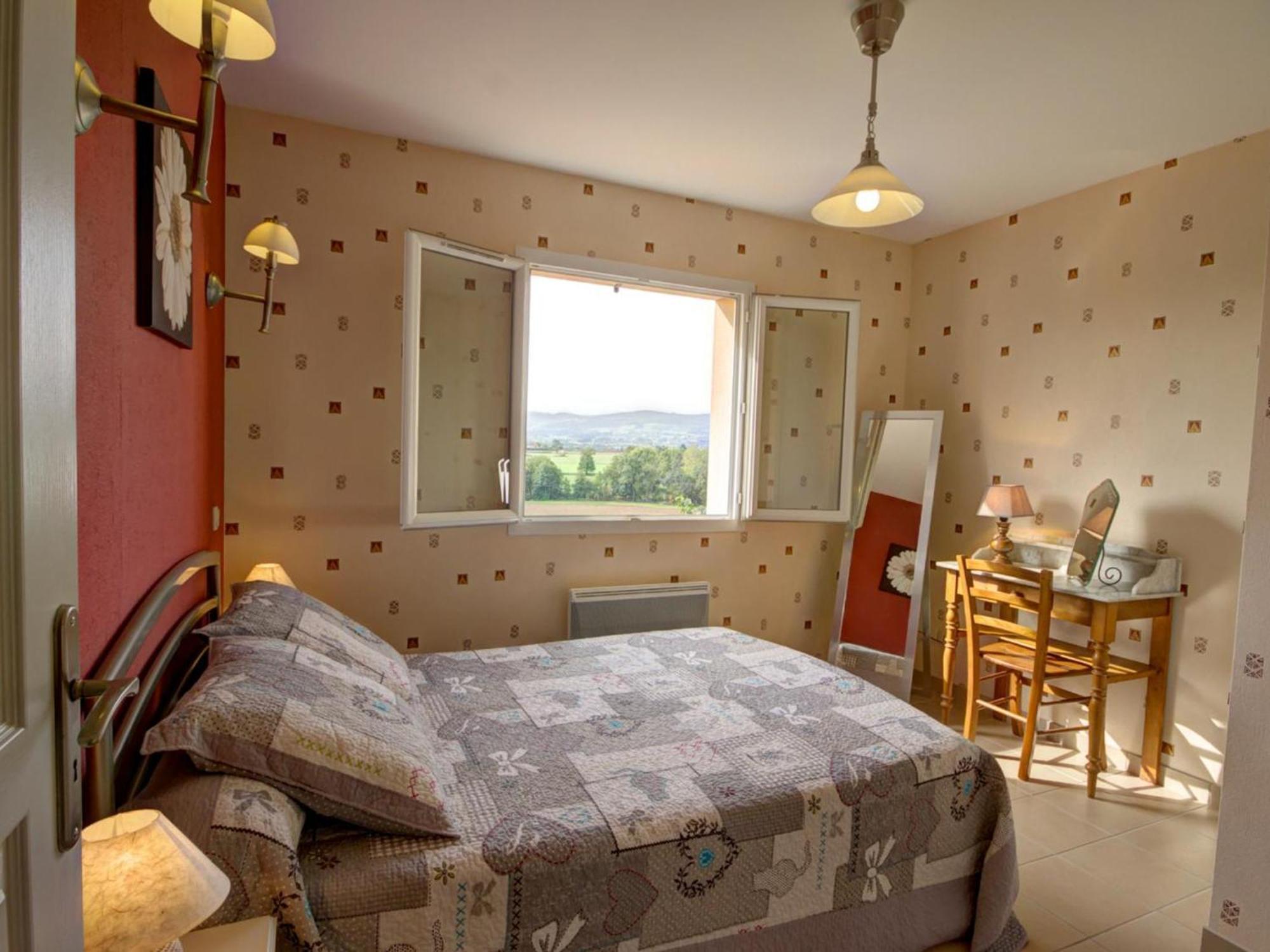 Gite Cosy Avec Poele, Terrasse Et Jardin Prive A Saint-Forgeux-Lespinasse - Fr-1-496-37 ภายนอก รูปภาพ